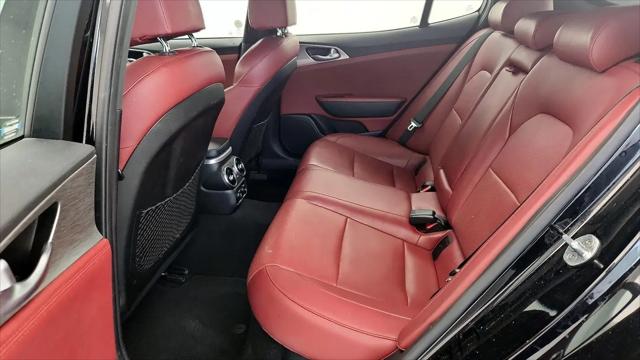 2022 Kia Stinger GT1