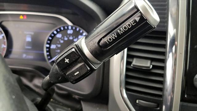 2024 Nissan Titan Crew Cab SV 4x2