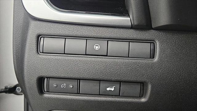 2023 Nissan Rogue SL FWD