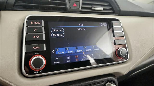 2021 Nissan Versa SV Xtronic CVT