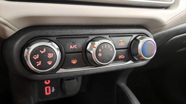 2021 Nissan Versa SV Xtronic CVT