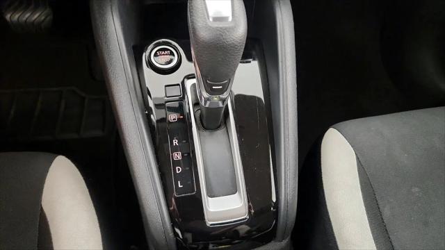 2021 Nissan Versa SV Xtronic CVT