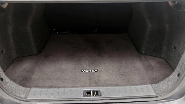 2021 Nissan Versa SV Xtronic CVT