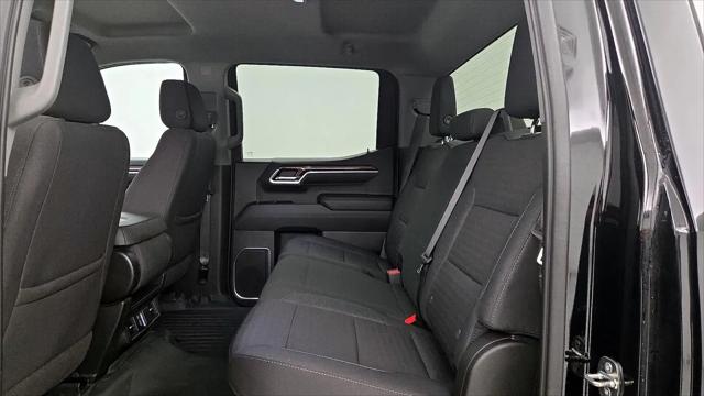 2022 Chevrolet Silverado 1500 4WD Crew Cab Short Bed LT with 2FL