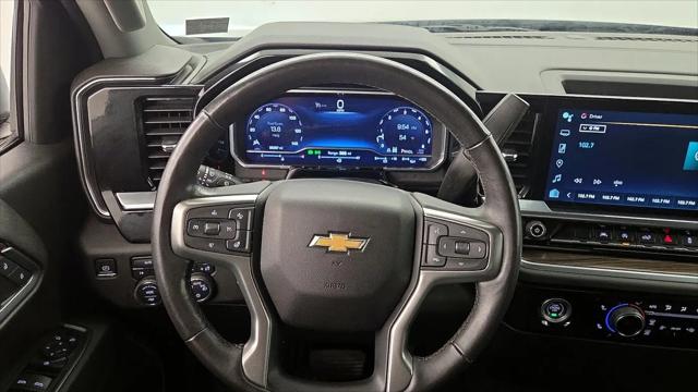 2022 Chevrolet Silverado 1500 4WD Crew Cab Short Bed LT with 2FL