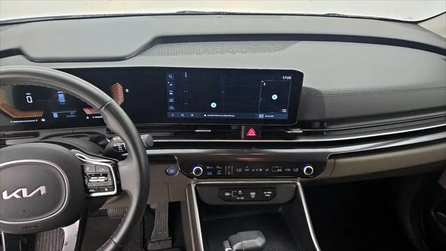 2025 Kia Carnival MPV LXS
