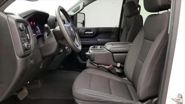 2024 Chevrolet Silverado 2500HD 4WD Crew Cab Standard Bed Custom