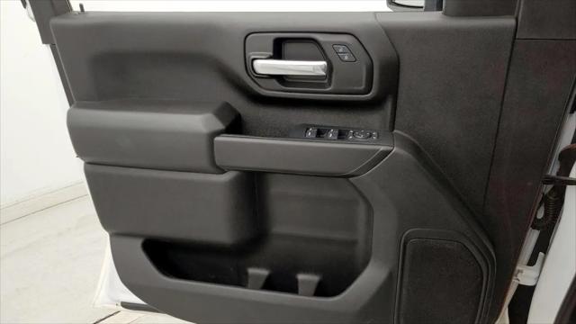 2024 Chevrolet Silverado 2500HD 4WD Crew Cab Standard Bed Custom