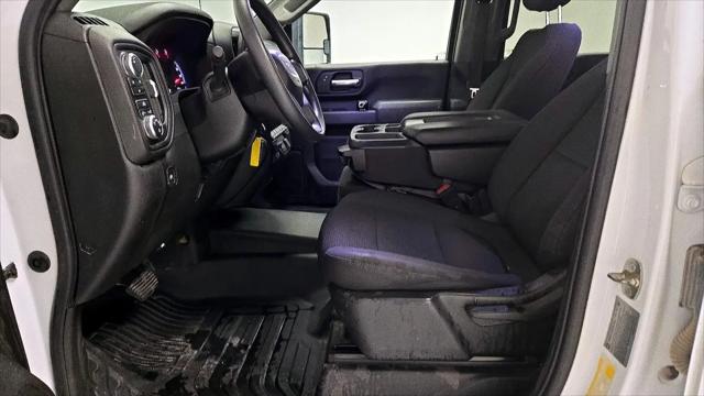 2023 GMC Sierra 3500HD 4WD Crew Cab Long Bed Pro