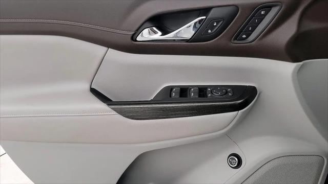 2023 GMC Acadia AWD SLT