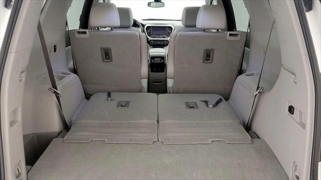2023 GMC Acadia AWD SLT