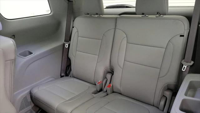 2023 GMC Acadia AWD SLT