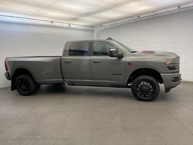2026 RAM Ram 3500 RAM 3500 LARAMIE CREW CAB 4X4 8 BOX