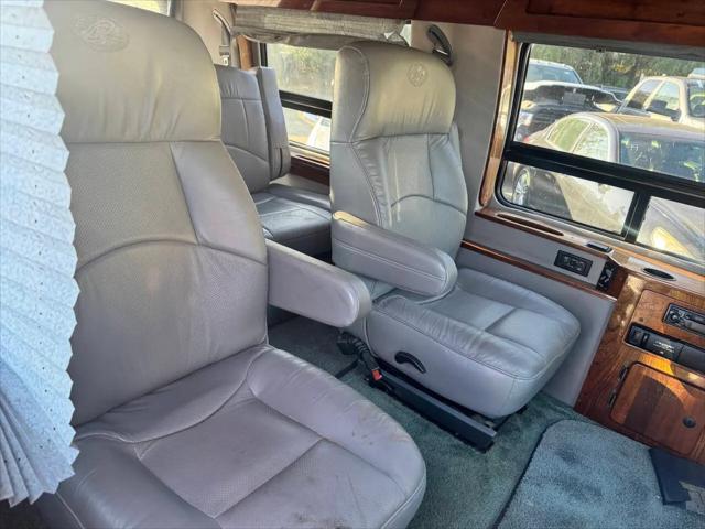 1999 Ford E-150 E-150
