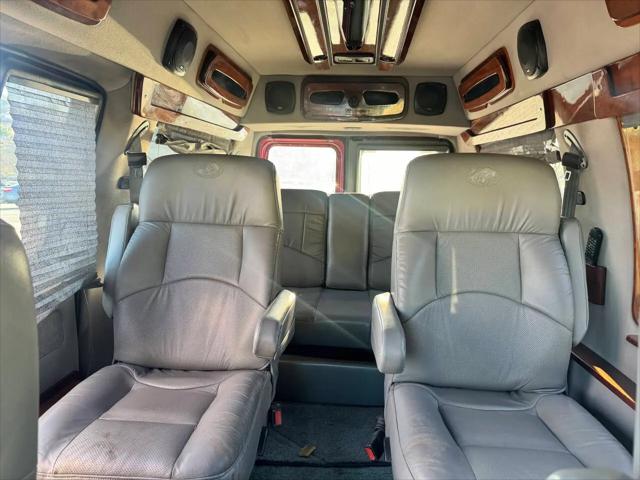 1999 Ford E-150 E-150