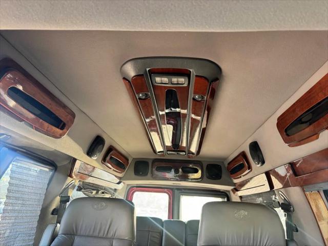1999 Ford E-150 E-150