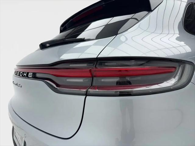 2021 Porsche Macan Turbo