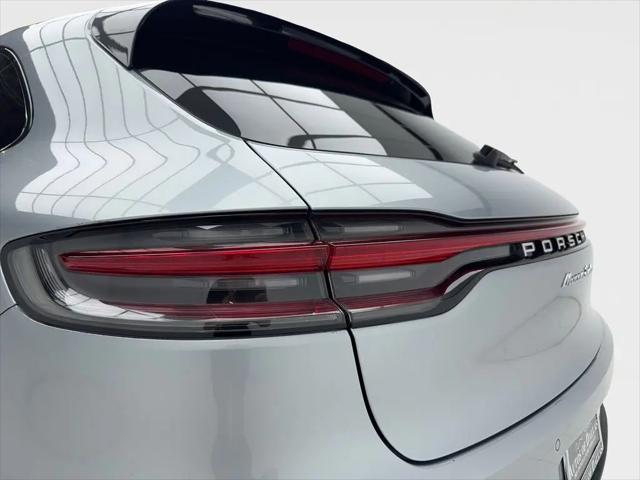 2021 Porsche Macan Turbo
