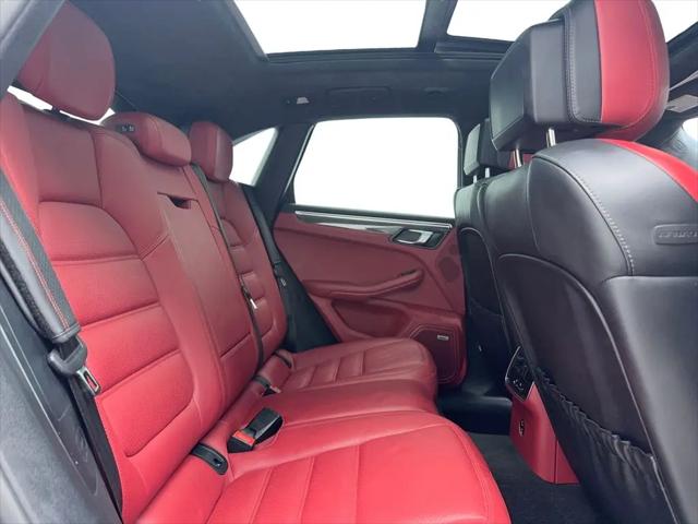 2021 Porsche Macan Turbo