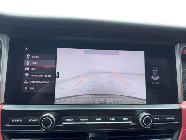 2021 Porsche Macan Turbo