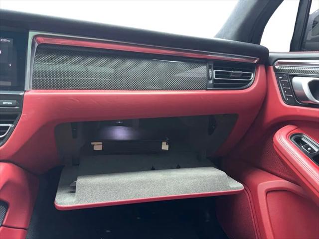 2021 Porsche Macan Turbo