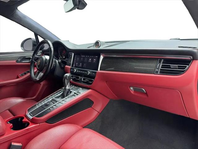 2021 Porsche Macan Turbo