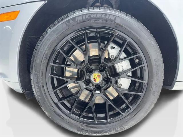2021 Porsche Macan Turbo