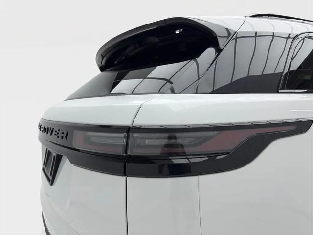 2025 Land Rover Range Rover Velar P250 Dynamic SE