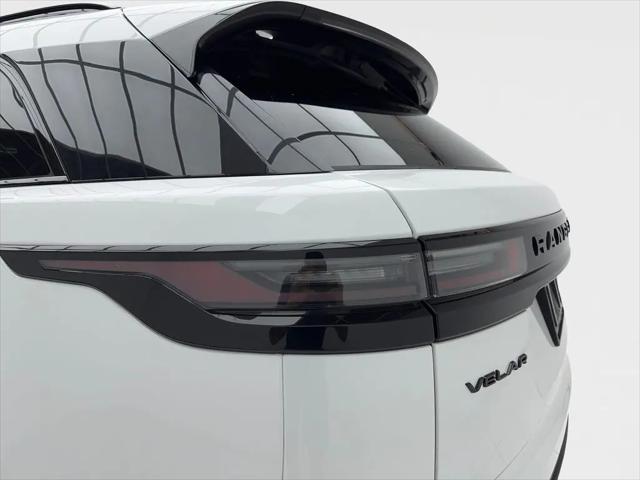 2025 Land Rover Range Rover Velar P250 Dynamic SE