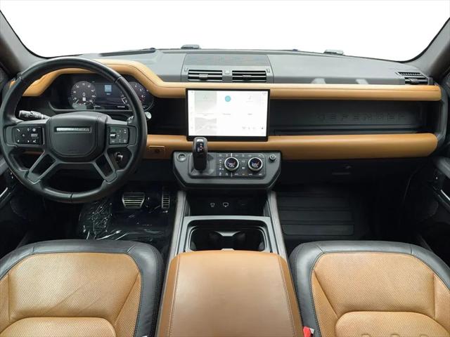 2024 Land Rover Defender 110 P400 X