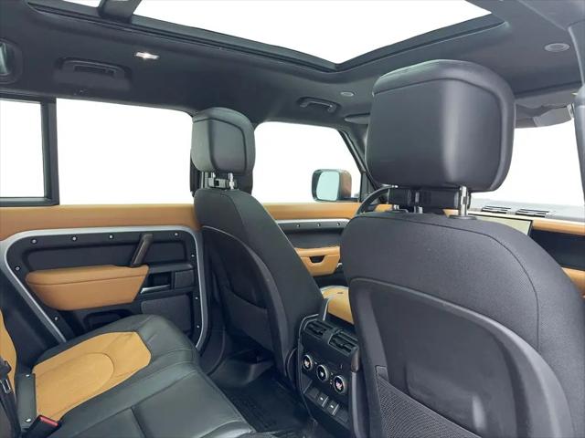 2024 Land Rover Defender 110 P400 X