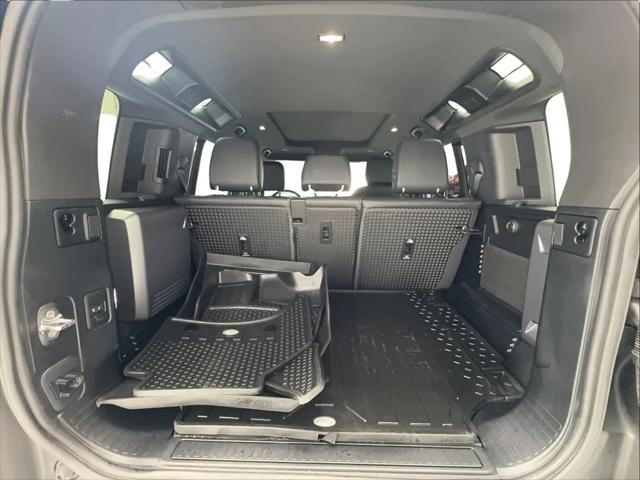 2024 Land Rover Defender 110 P400 S