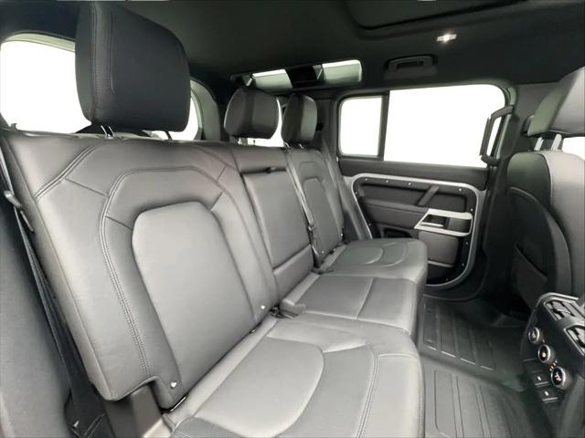 2024 Land Rover Defender 110 P400 S