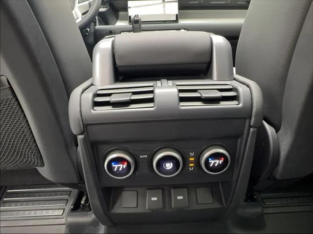 2024 Land Rover Defender 110 P400 S