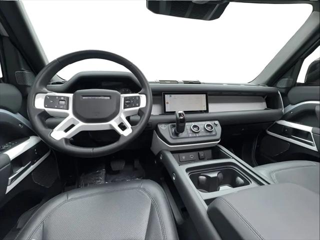 2024 Land Rover Defender 110 P400 S