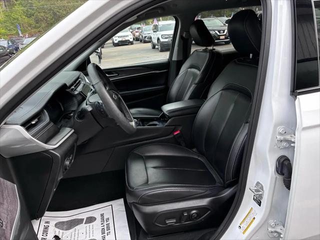 2023 Jeep Grand Cherokee L Limited 4x4