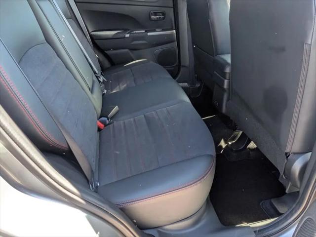 2025 Mitsubishi Outlander Sport 2.0 SE AWC