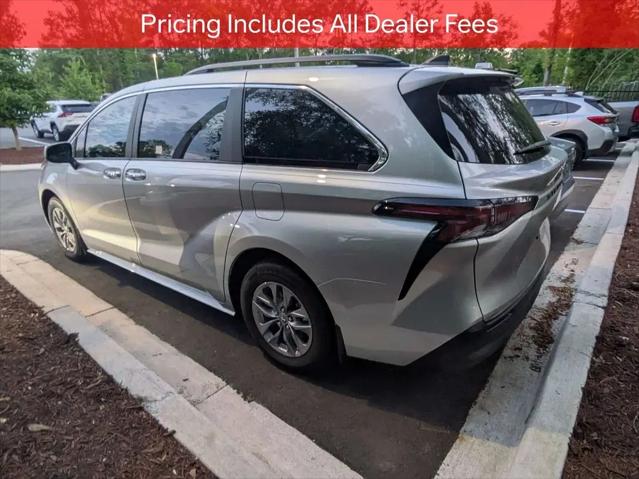 2024 Toyota Sienna XLE