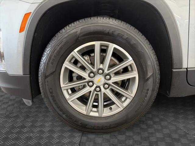 2023 Chevrolet Traverse AWD LT Leather