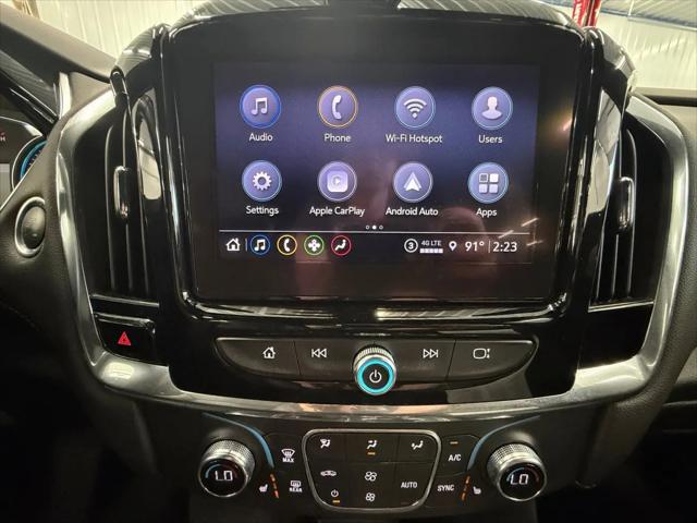 2023 Chevrolet Traverse AWD LT Leather