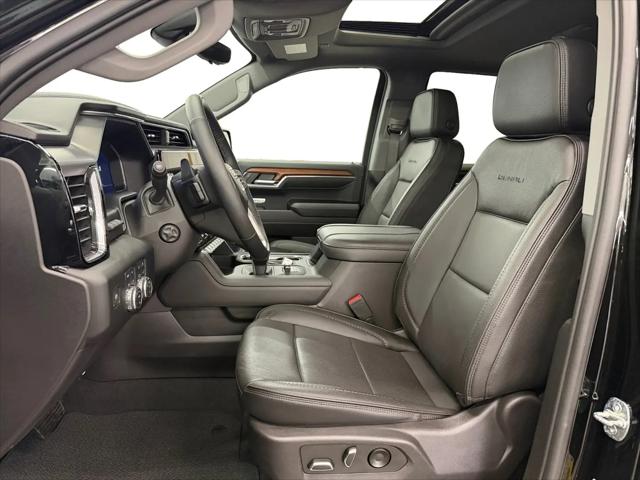 2023 GMC Sierra 1500 4WD Crew Cab Short Box Denali