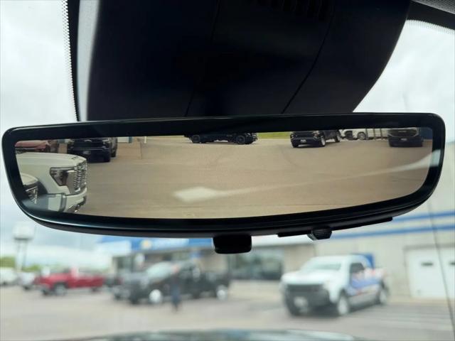 2023 GMC Sierra 1500 4WD Crew Cab Short Box Denali