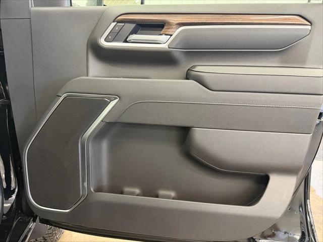 2026 Chevrolet Silverado 3500HD Crew Cab, Standard Bed, LT, 4WD