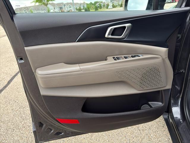2025 Kia Carnival MPV LXS