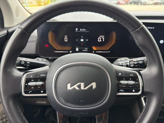 2025 Kia Carnival MPV LXS