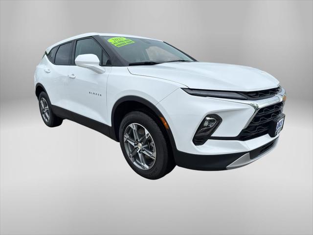 2025 Chevrolet Blazer AWD 2LT