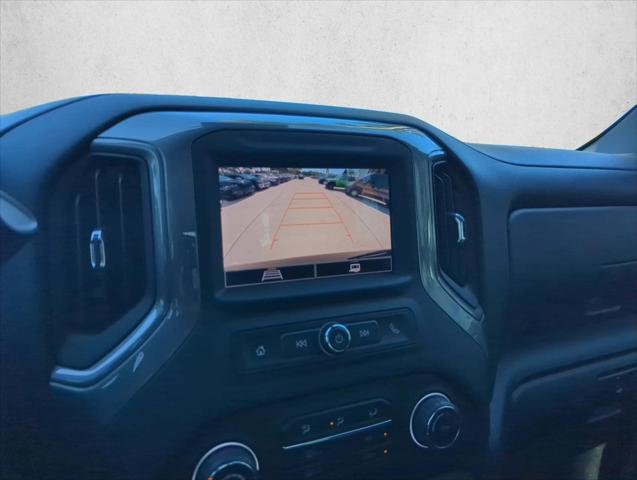 2024 Chevrolet Silverado 1500 2WD Crew Cab Short Bed Custom