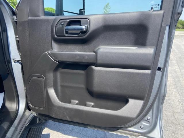 2020 Chevrolet Silverado 1500 4WD Crew Cab Short Bed Custom