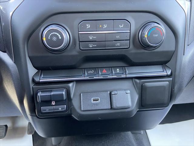 2020 Chevrolet Silverado 1500 4WD Crew Cab Short Bed Custom