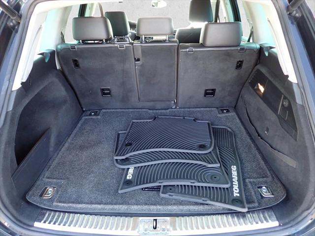 2013 Volkswagen Touareg VR6 Sport